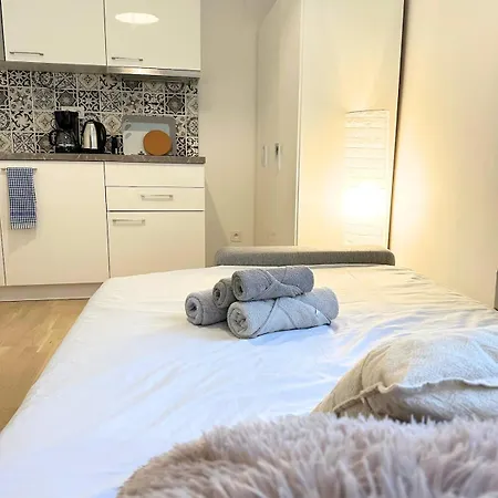 Small Apartamento